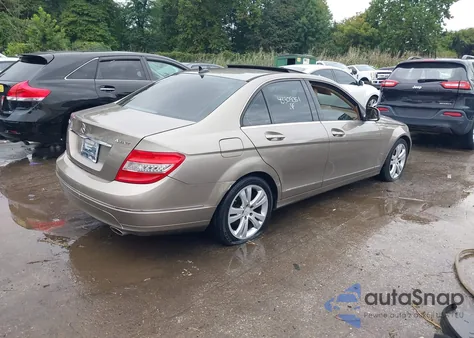 2008 Mercedes-Benz C 300 Luxury 4Matic/Sport 4Matic из США, поврежденный, VIN WDDGF81X38F113155